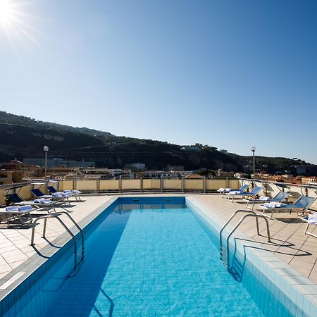 Grand Hotel Cesare Augusto Сорренто Екстер'єр фото